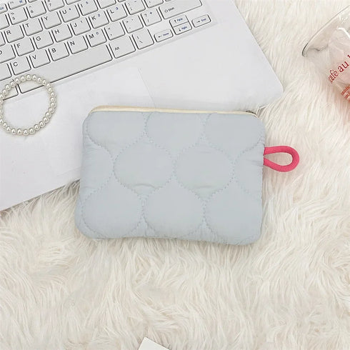 Candy Color Heart Shaped Cosmetic Bag Women Portable Earphones Lipstick Sanitary Napkins Storage Pouch Small Makeup Zipper Bags